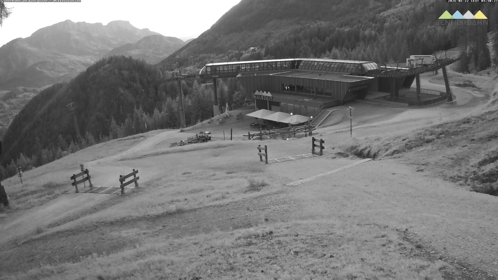 Archiv Foto Webcam Königssee: Jennerbahn Mittelstation