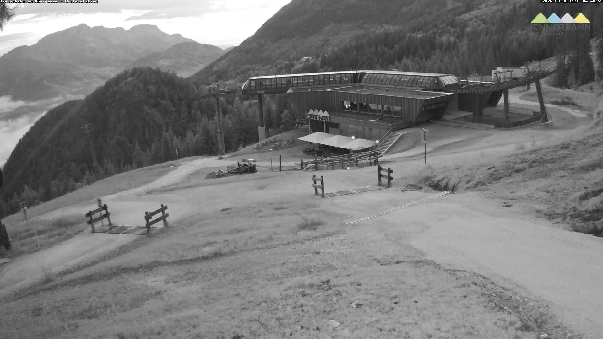 Archiv Foto Webcam Königssee: Jennerbahn Mittelstation