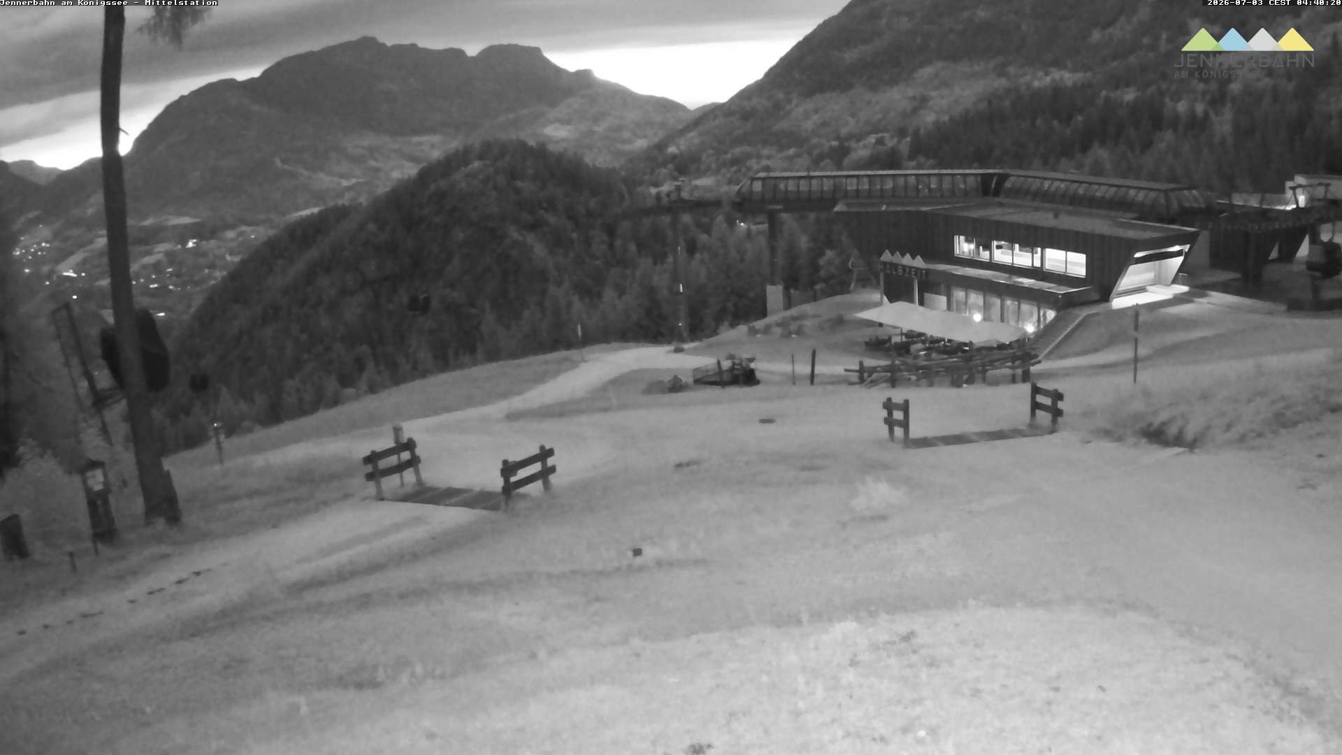 Archiv Foto Webcam Königssee: Jennerbahn Mittelstation