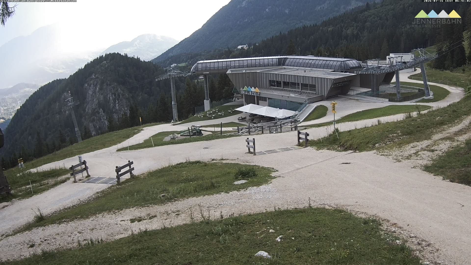 Archived image Webcam Lake Königssee: Jenner Mountain Mid Station