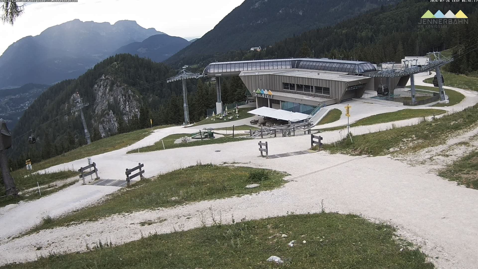 Archiv Foto Webcam Königssee: Jennerbahn Mittelstation