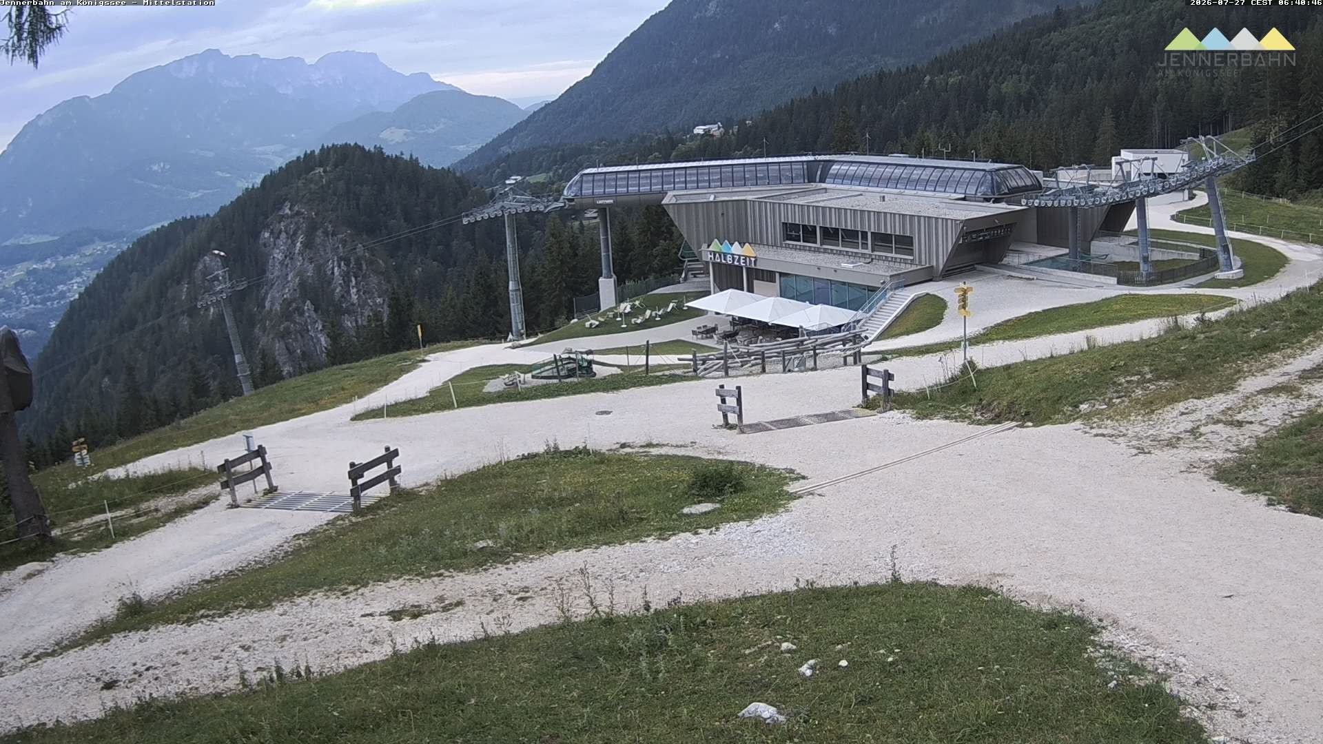 Archiv Foto Webcam Königssee: Jennerbahn Mittelstation