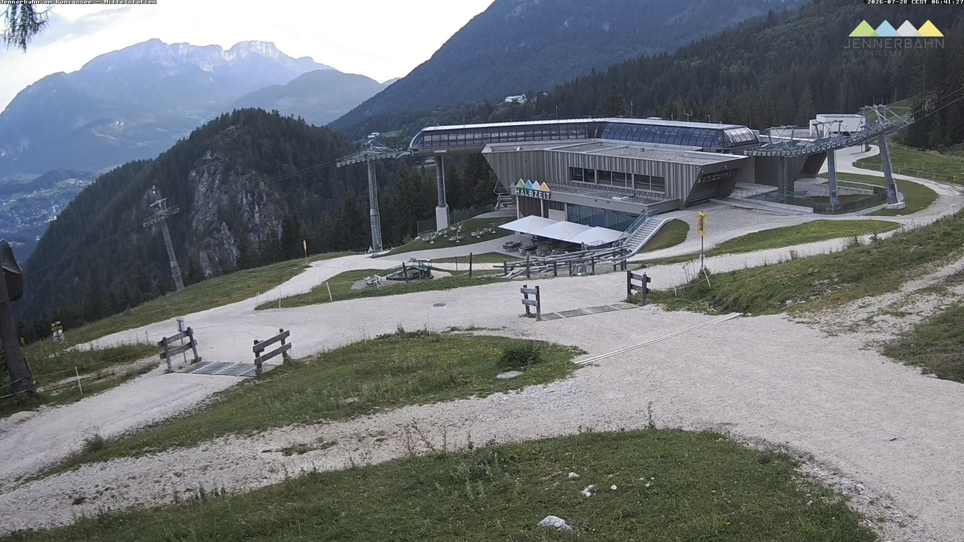 Archived image Webcam Lake Königssee: Jenner Mountain Mid Station