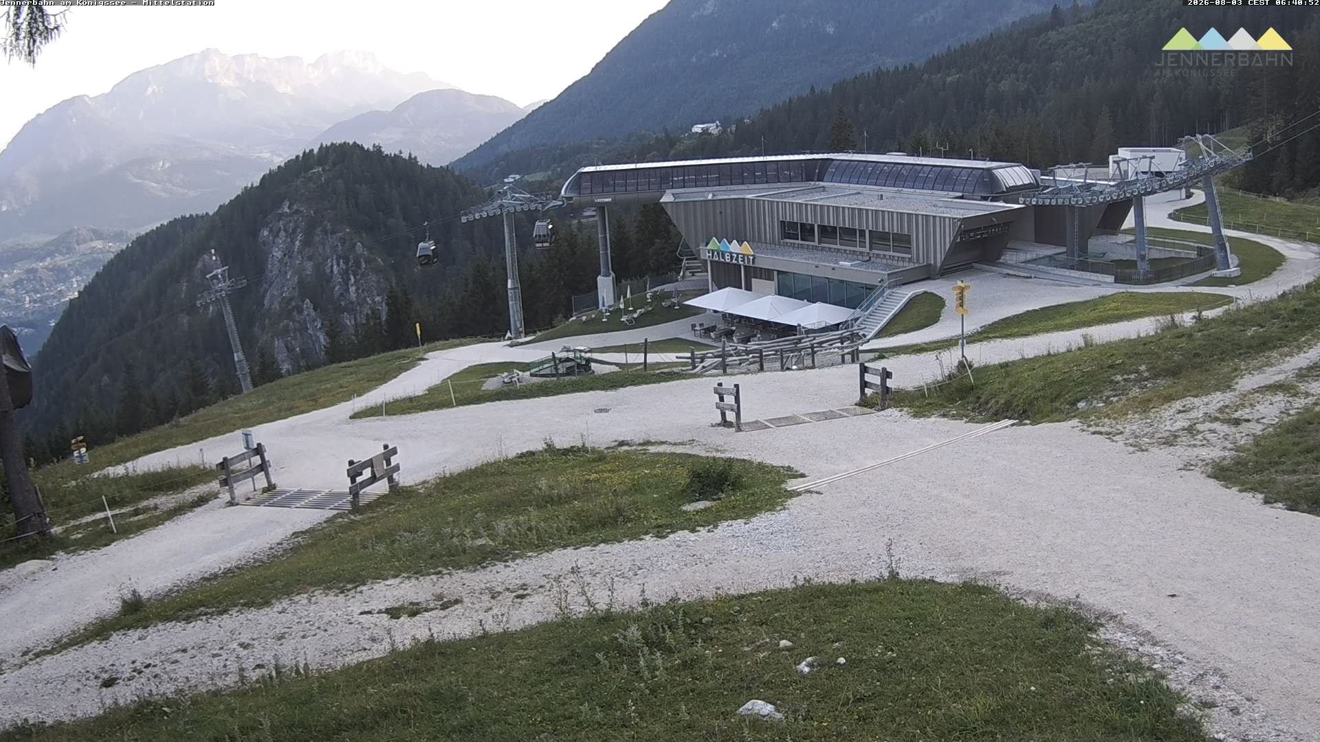 Archived image Webcam Lake Königssee: Jenner Mountain Mid Station