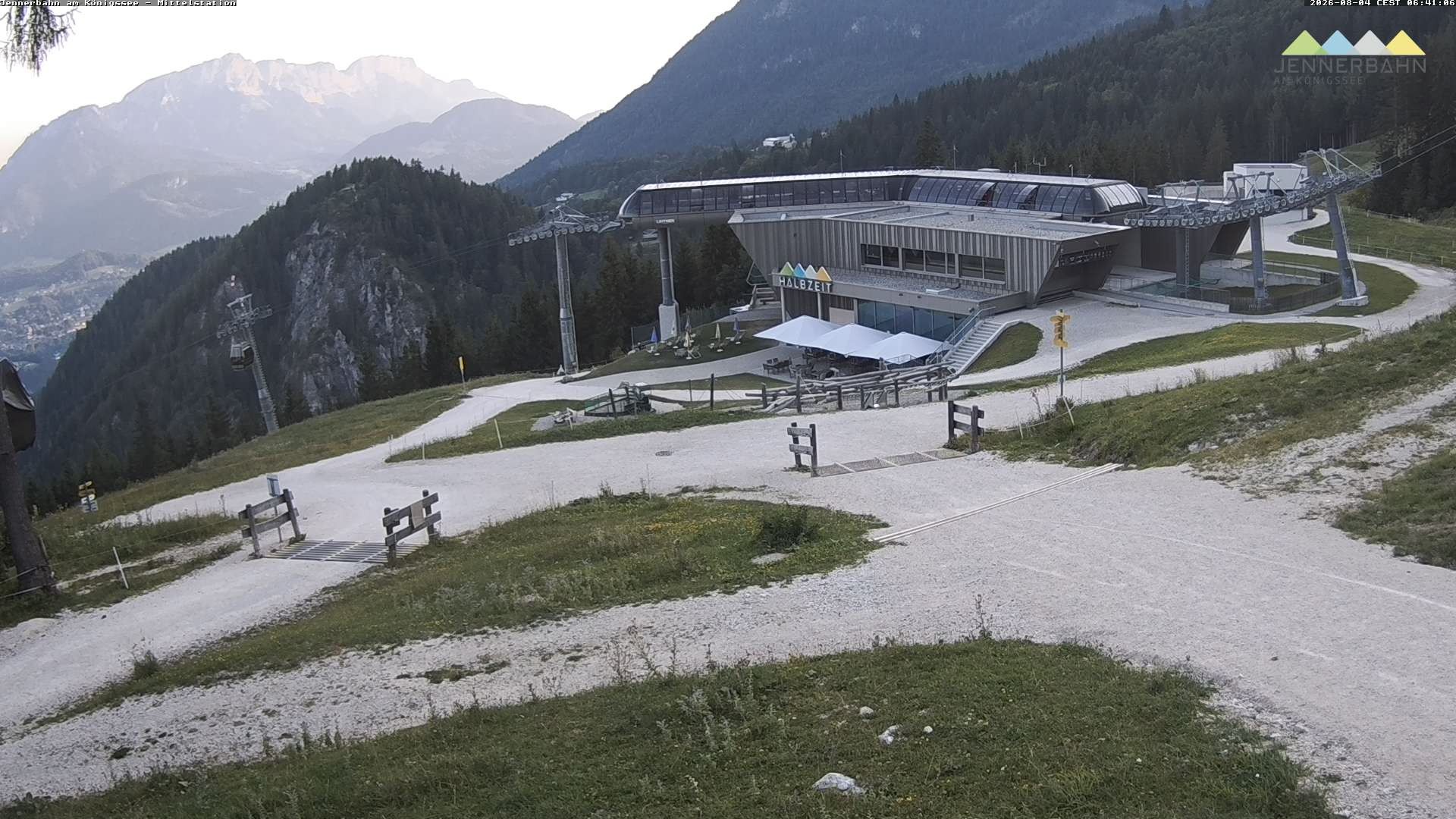 Archived image Webcam Lake Königssee: Jenner Mountain Mid Station