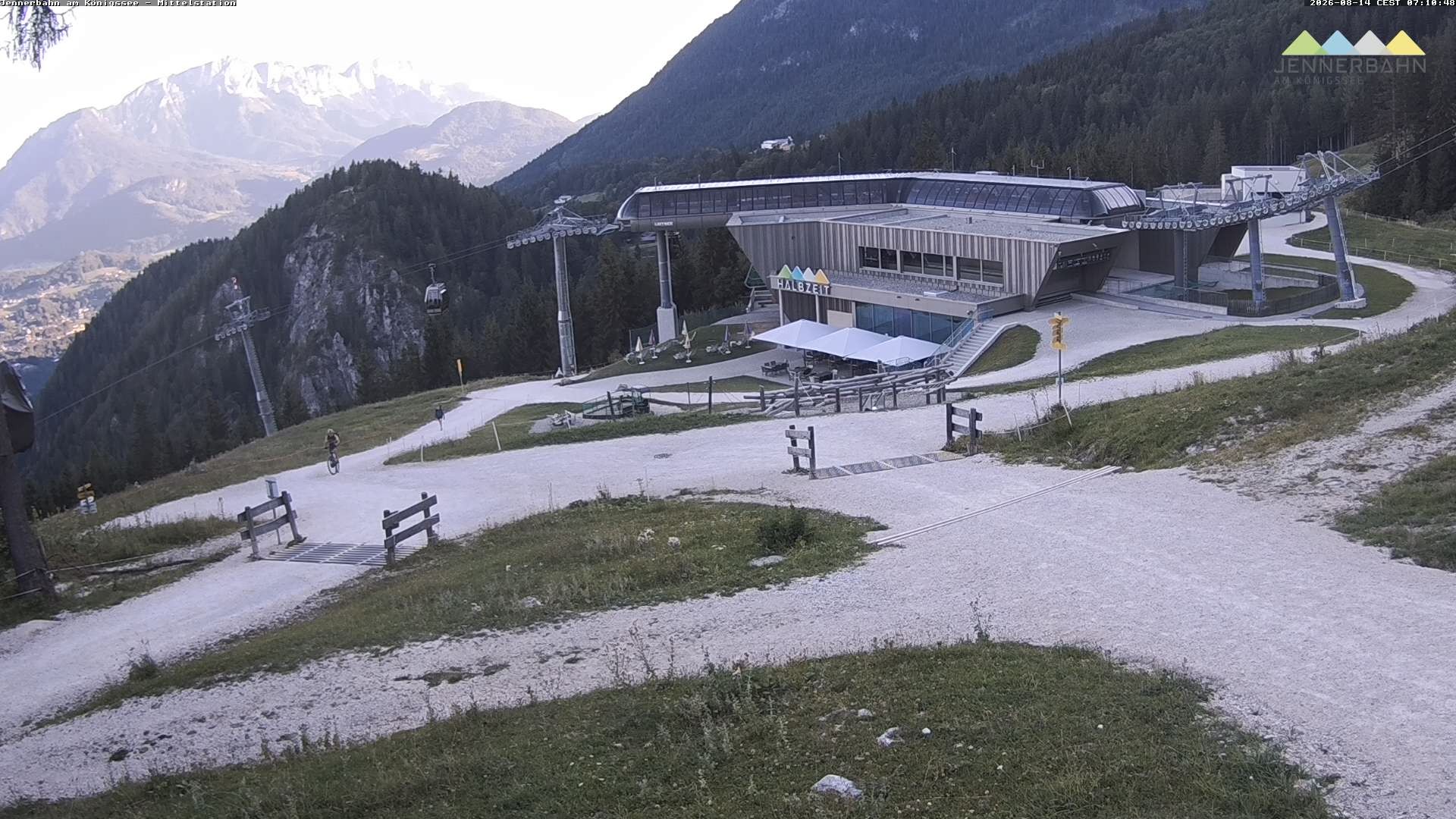 Archived image Webcam Lake Königssee: Jenner Mountain Mid Station