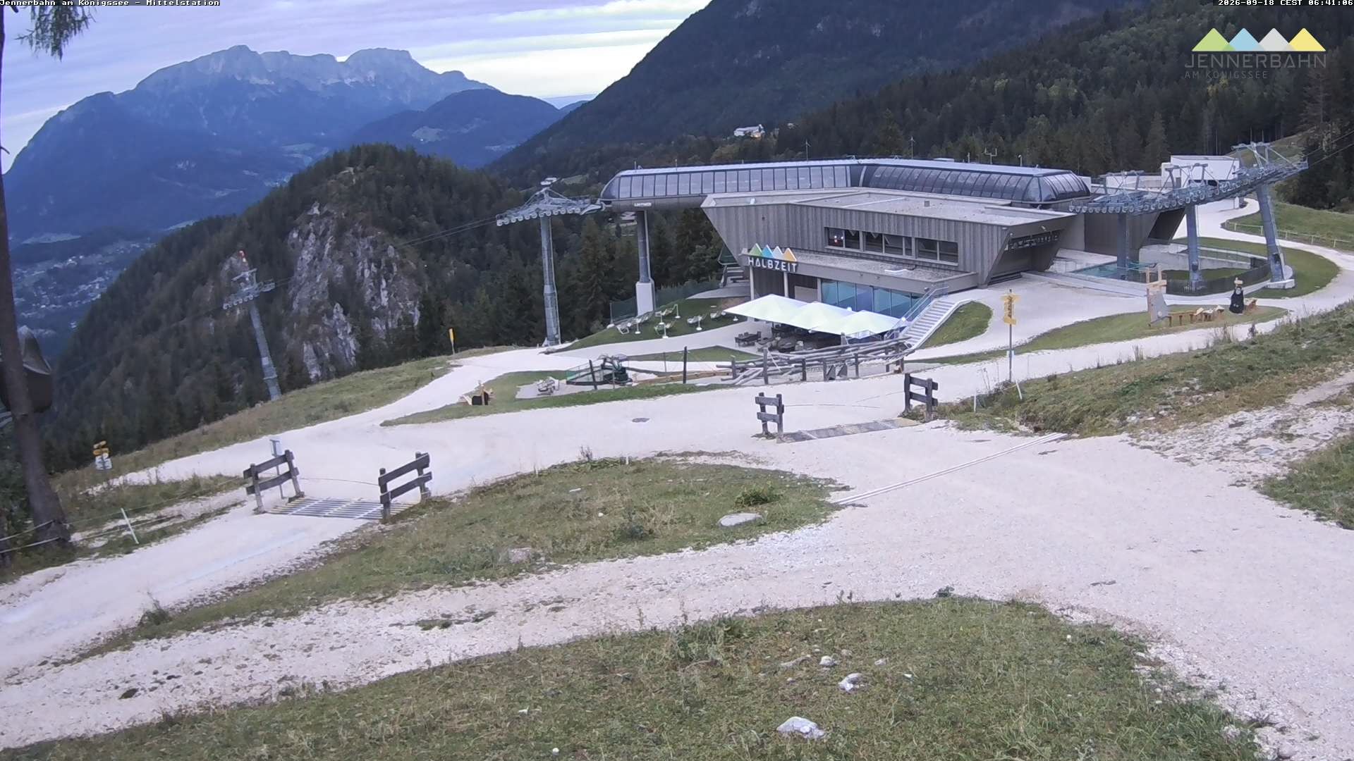 Archived image Webcam Lake Königssee: Jenner Mountain Mid Station