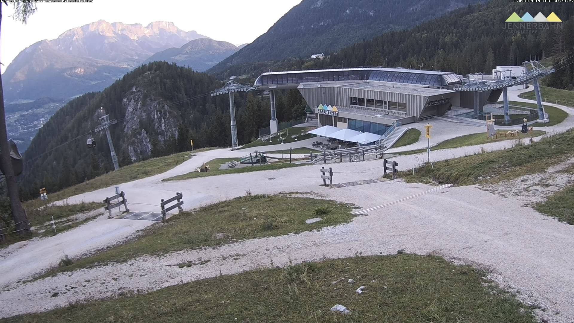 Archiv Foto Webcam Königssee: Jennerbahn Mittelstation