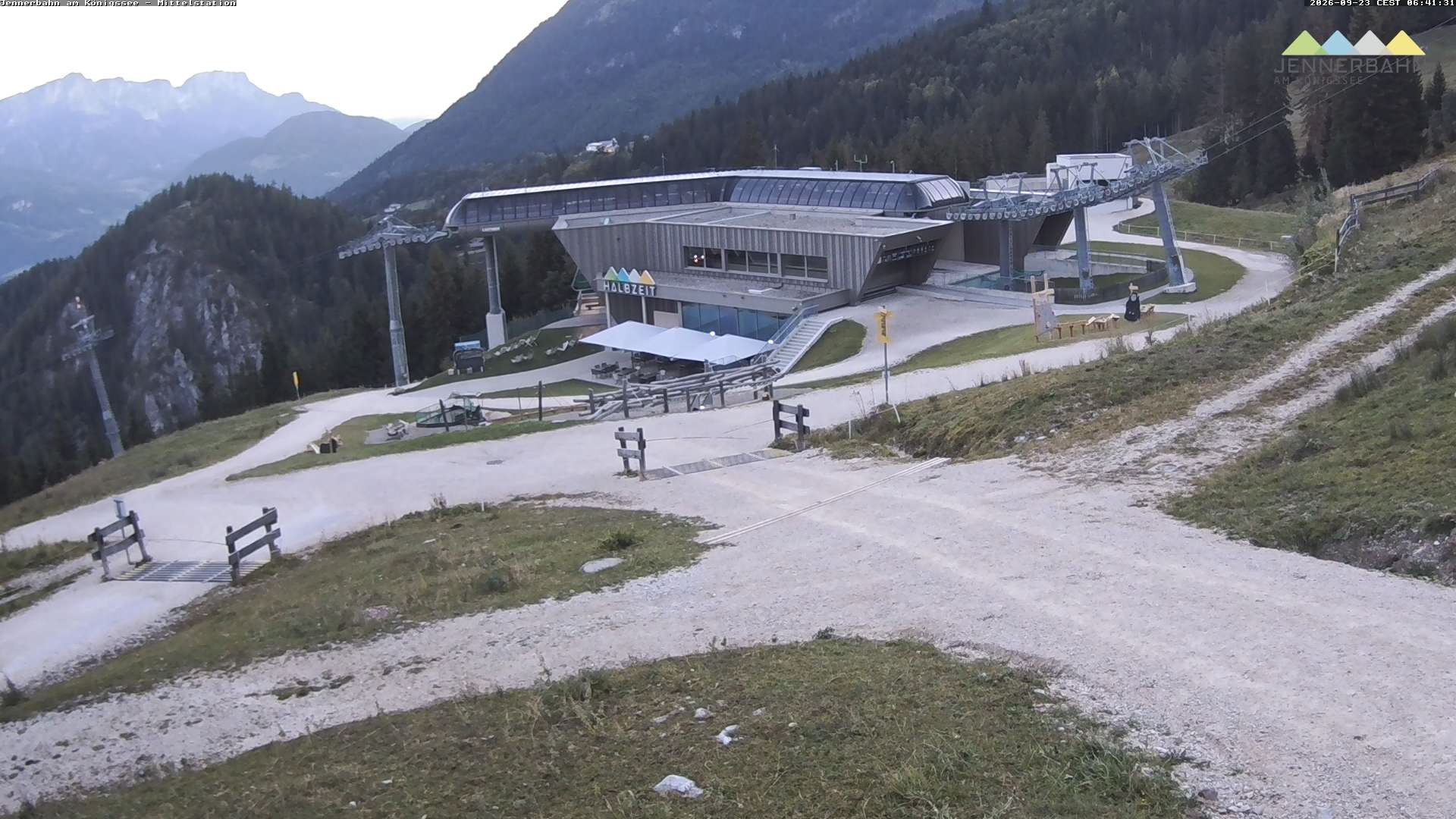 Archiv Foto Webcam Königssee: Jennerbahn Mittelstation