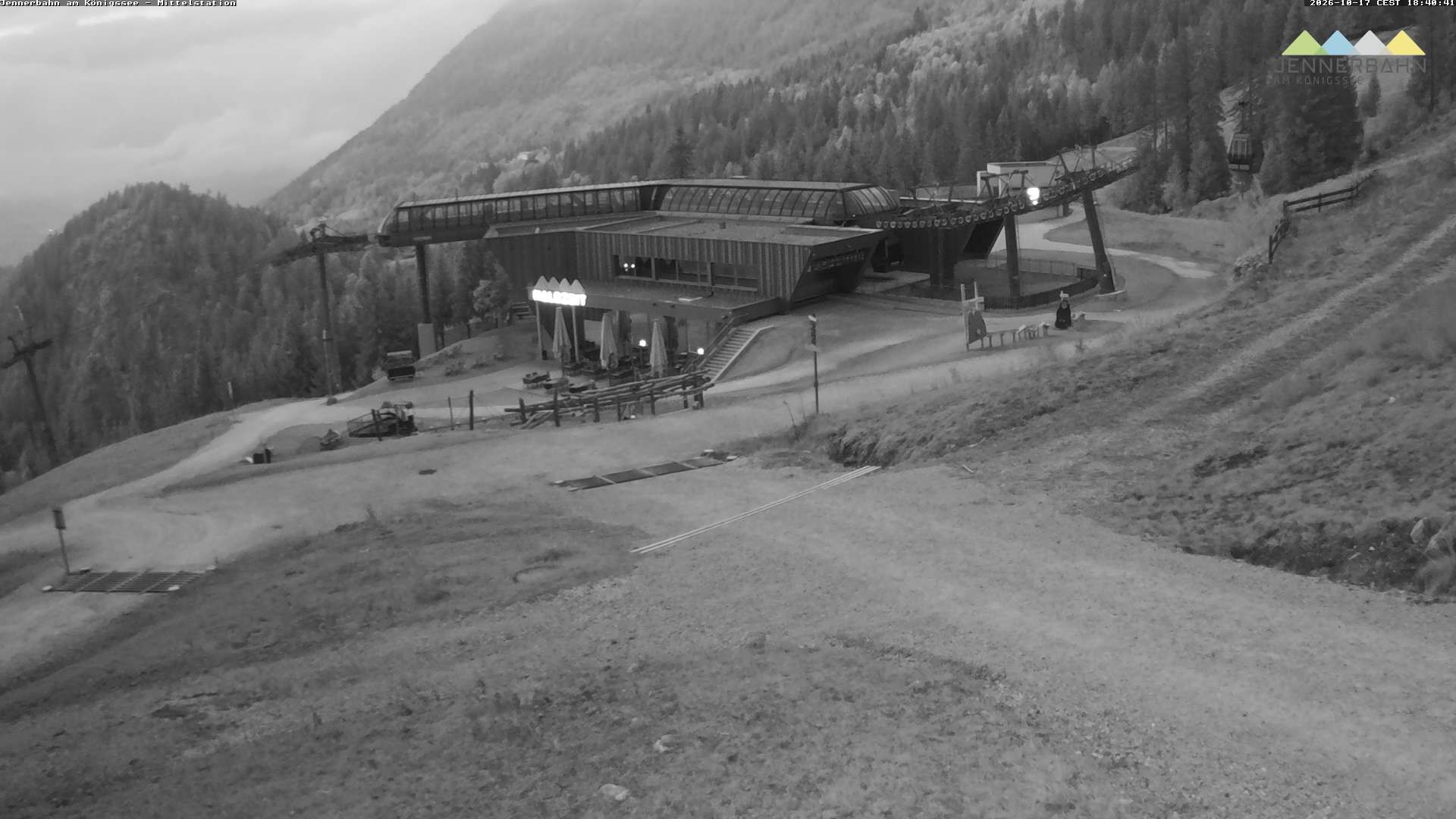 Archiv Foto Webcam Königssee: Jennerbahn Mittelstation