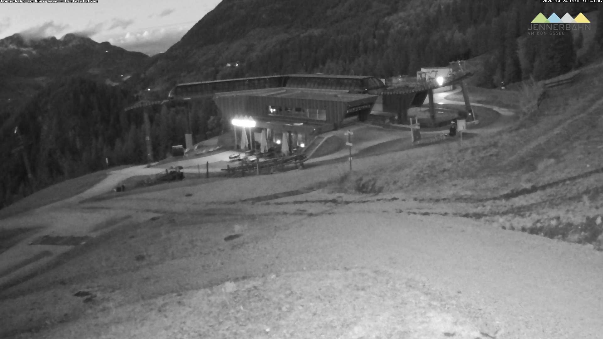 Archived image Webcam Lake Königssee: Jenner Mountain Mid Station