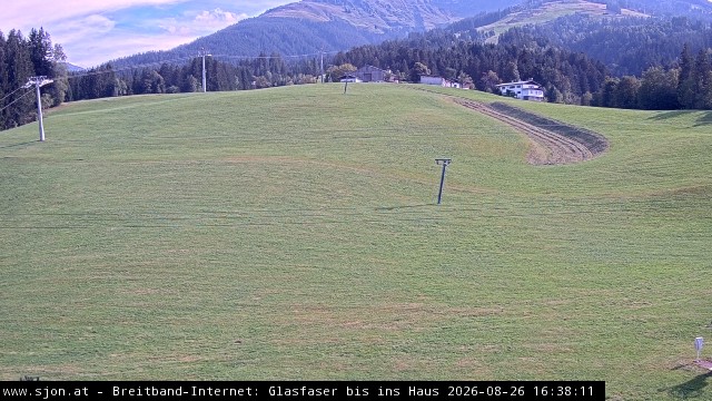 Archived image Webcam St Johann/Tyrol: Base Station Eichenhof