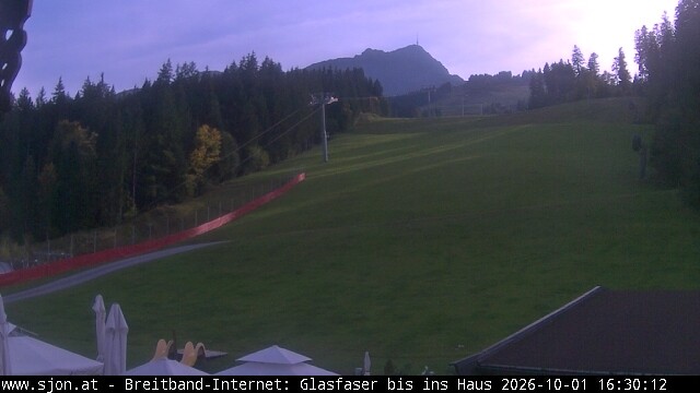 Archived image Webcam St Johann/Tyrol: Mountain restaurant Grander Schupf