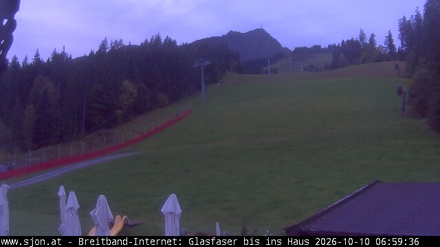 Archived image Webcam St Johann/Tyrol: Mountain restaurant Grander Schupf