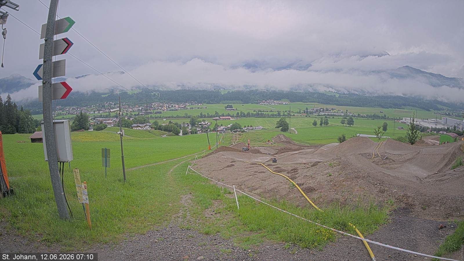 Archiv Foto Webcam Oberndorf in Tirol: Bikepark Tauwiesenlift