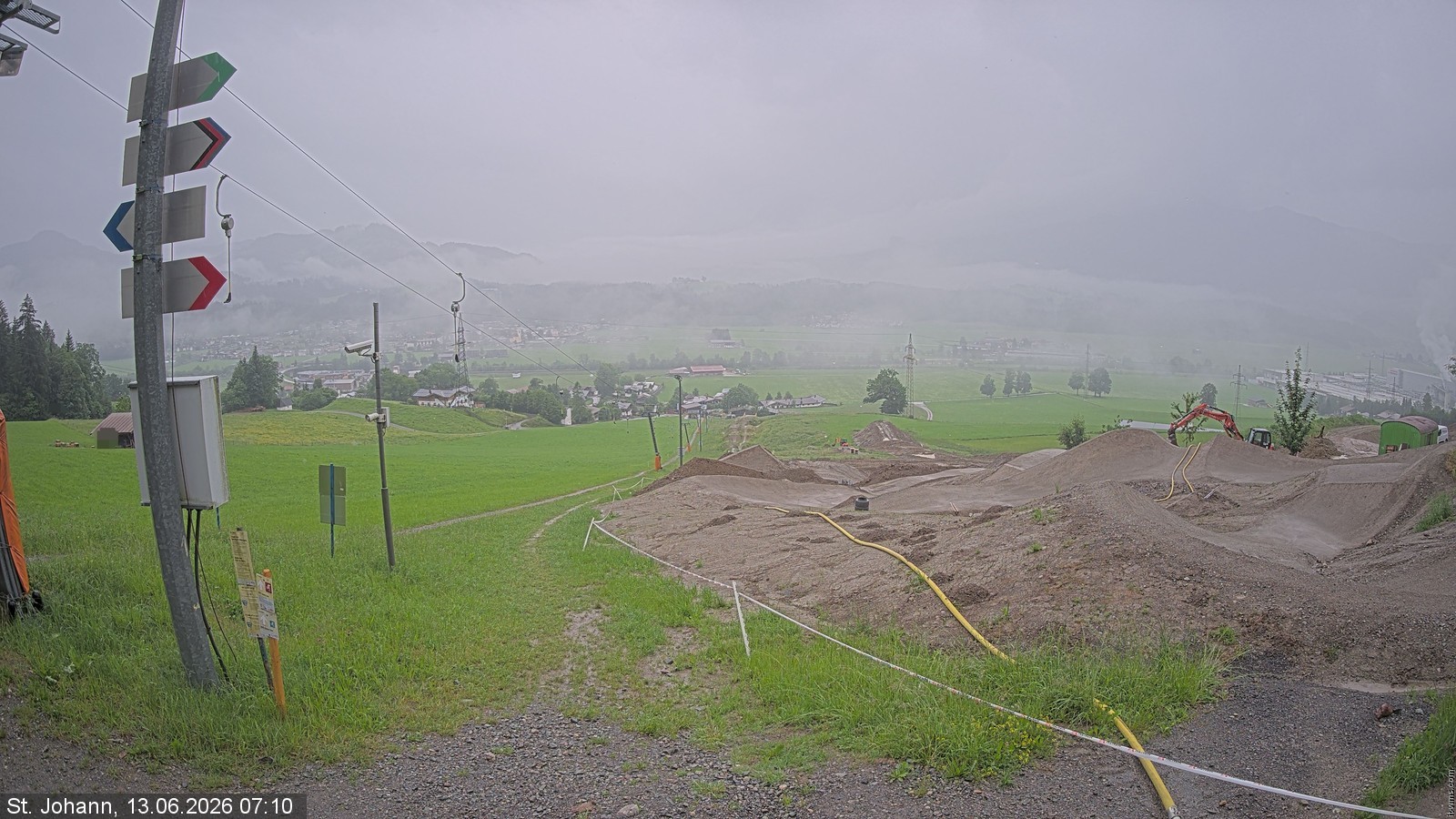 Archiv Foto Webcam Oberndorf in Tirol: Bikepark Tauwiesenlift