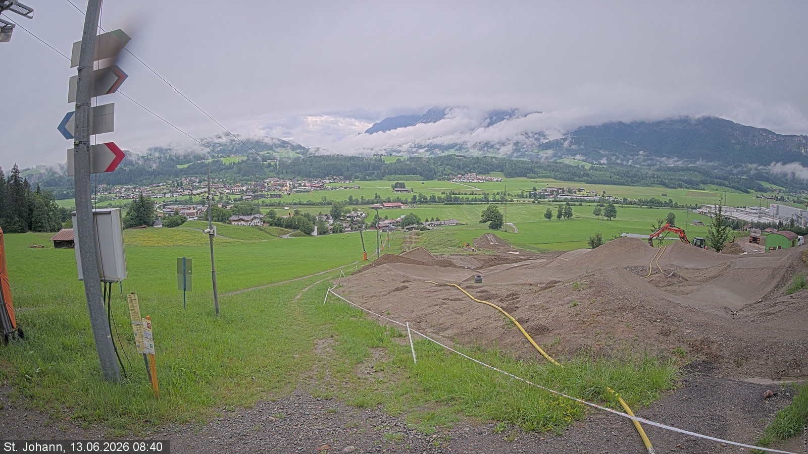 Archiv Foto Webcam Oberndorf in Tirol: Bikepark Tauwiesenlift