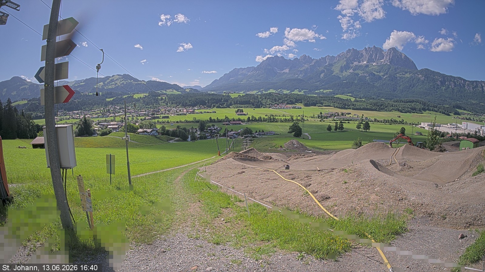 Archiv Foto Webcam Oberndorf in Tirol: Bikepark Tauwiesenlift