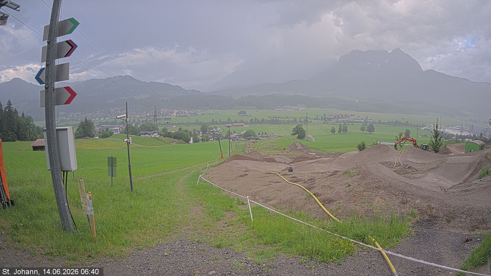 Archiv Foto Webcam Oberndorf in Tirol: Bikepark Tauwiesenlift