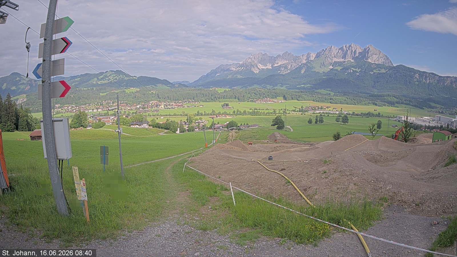 Archiv Foto Webcam Oberndorf in Tirol: Bikepark Tauwiesenlift