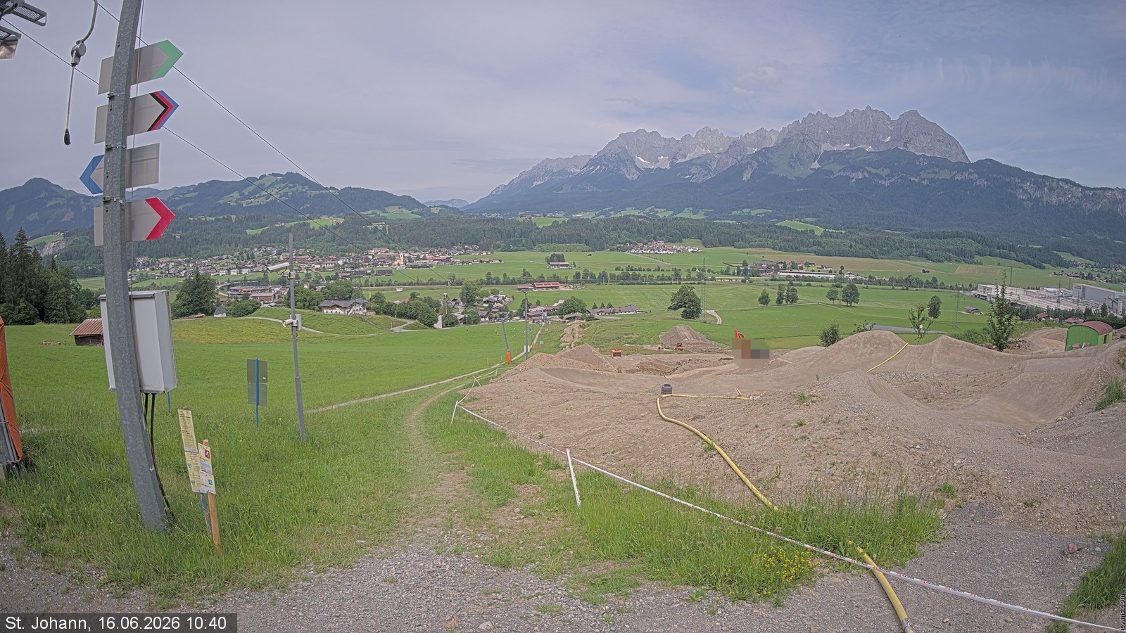 Archiv Foto Webcam Oberndorf in Tirol: Bikepark Tauwiesenlift