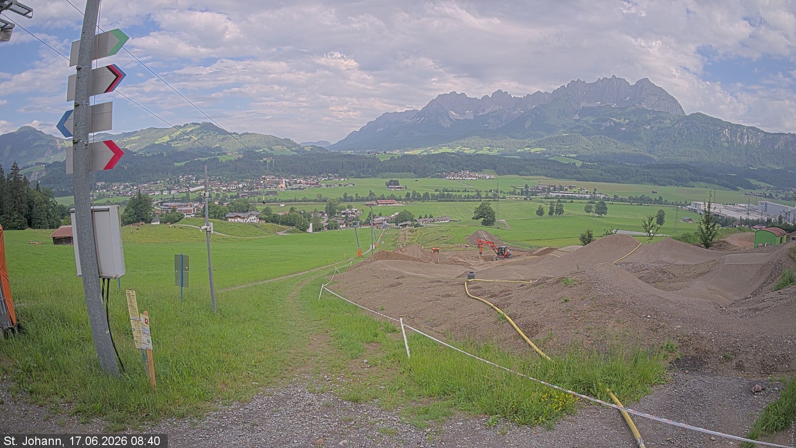 Archiv Foto Webcam Oberndorf in Tirol: Bikepark Tauwiesenlift