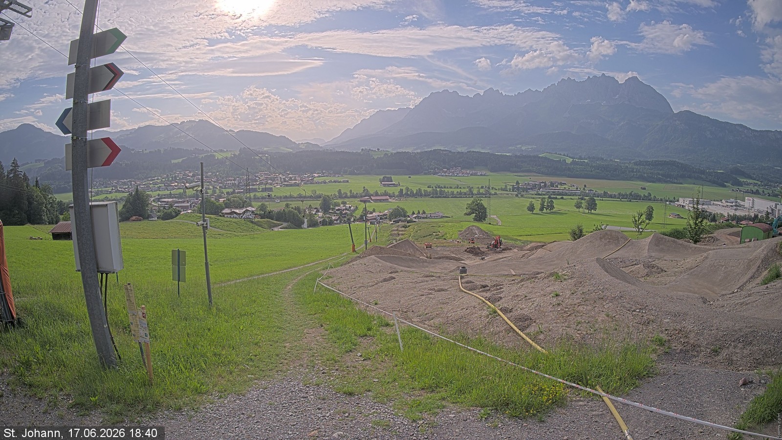 Archiv Foto Webcam Oberndorf in Tirol: Bikepark Tauwiesenlift