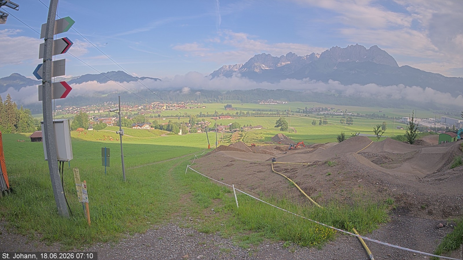 Archiv Foto Webcam Oberndorf in Tirol: Bikepark Tauwiesenlift