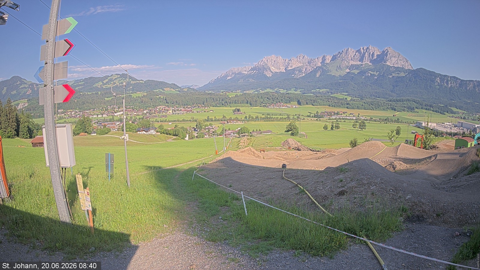 Archiv Foto Webcam Oberndorf in Tirol: Bikepark Tauwiesenlift
