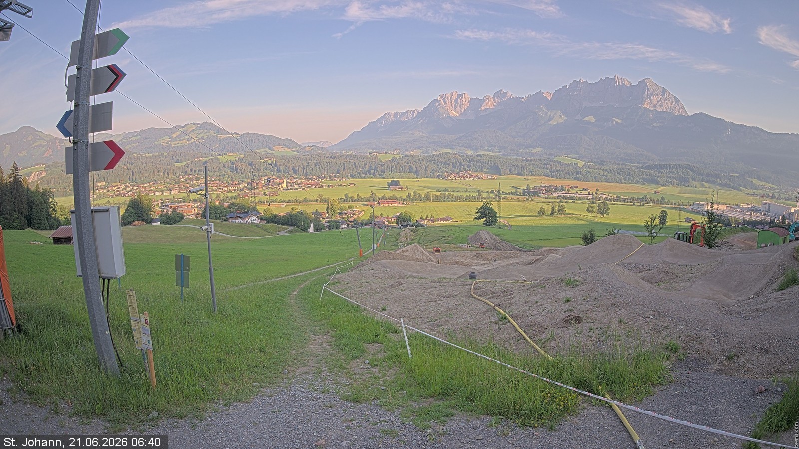 Archiv Foto Webcam Oberndorf in Tirol: Bikepark Tauwiesenlift