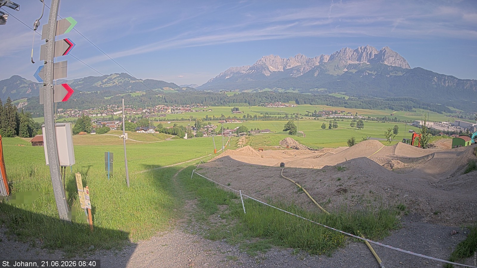 Archiv Foto Webcam Oberndorf in Tirol: Bikepark Tauwiesenlift