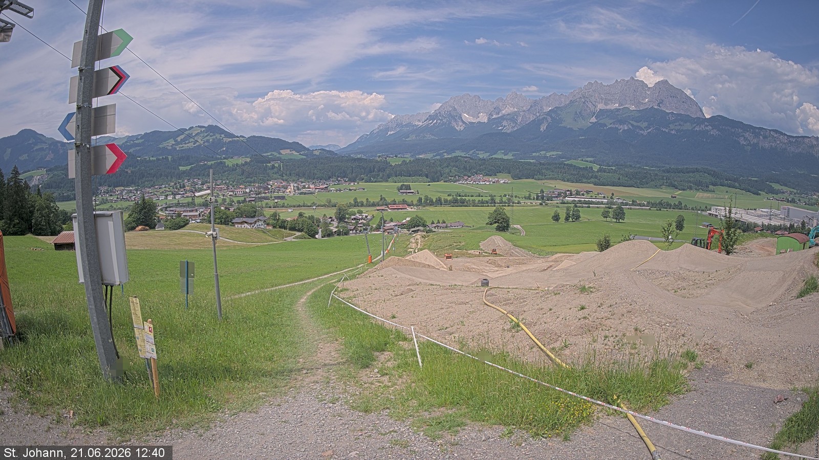 Archiv Foto Webcam Oberndorf in Tirol: Bikepark Tauwiesenlift