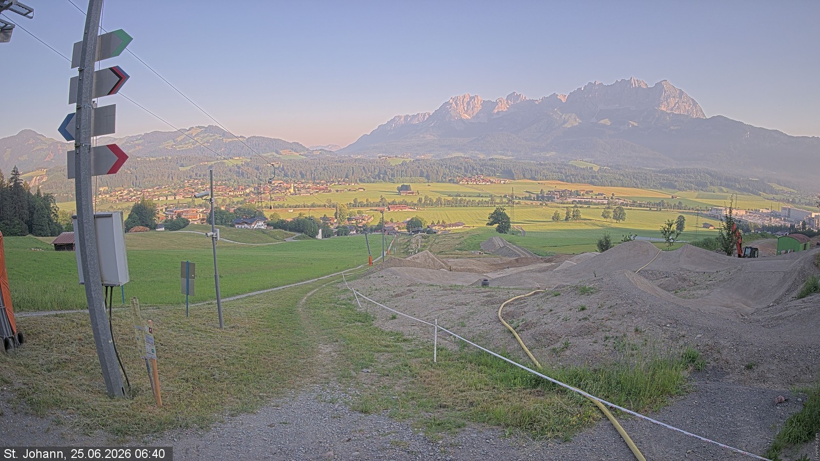 Archived image Webcam Oberndorf/Tyrol: Bike Trails