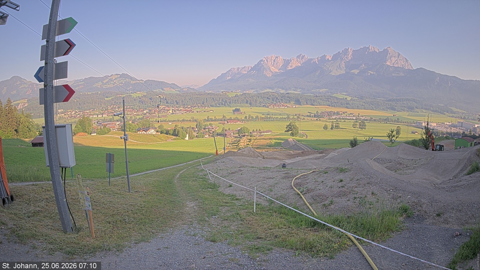 Archived image Webcam Oberndorf/Tyrol: Bike Trails