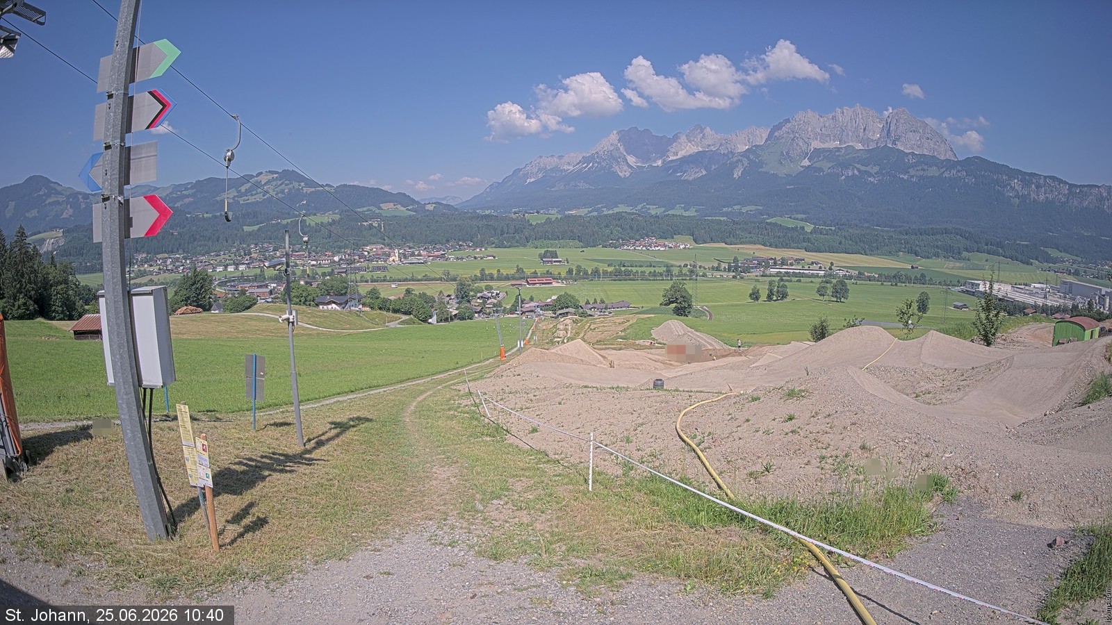 Archived image Webcam Oberndorf/Tyrol: Bike Trails