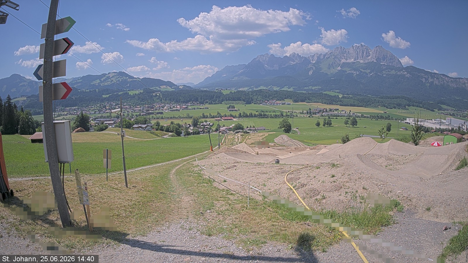 Archived image Webcam Oberndorf/Tyrol: Bike Trails