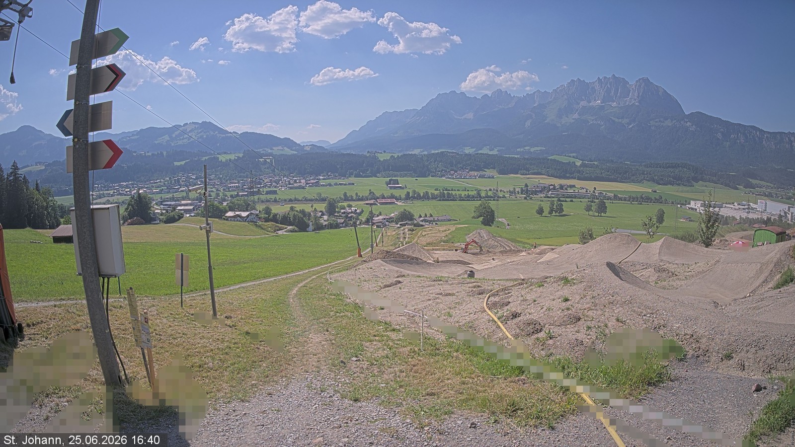 Archived image Webcam Oberndorf/Tyrol: Bike Trails