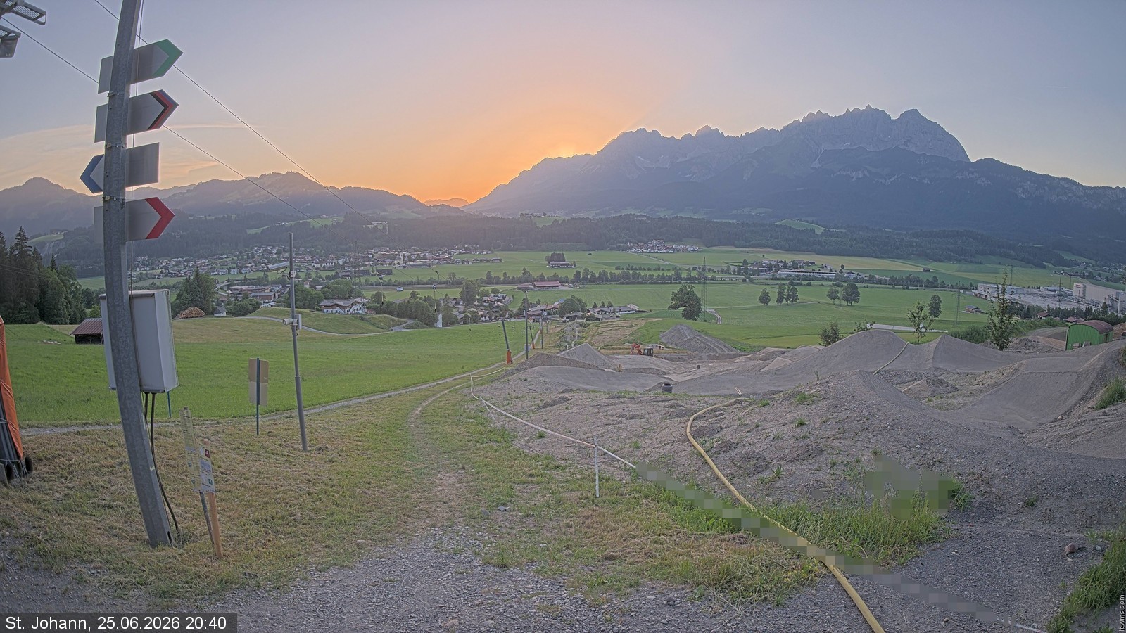 Archived image Webcam Oberndorf/Tyrol: Bike Trails