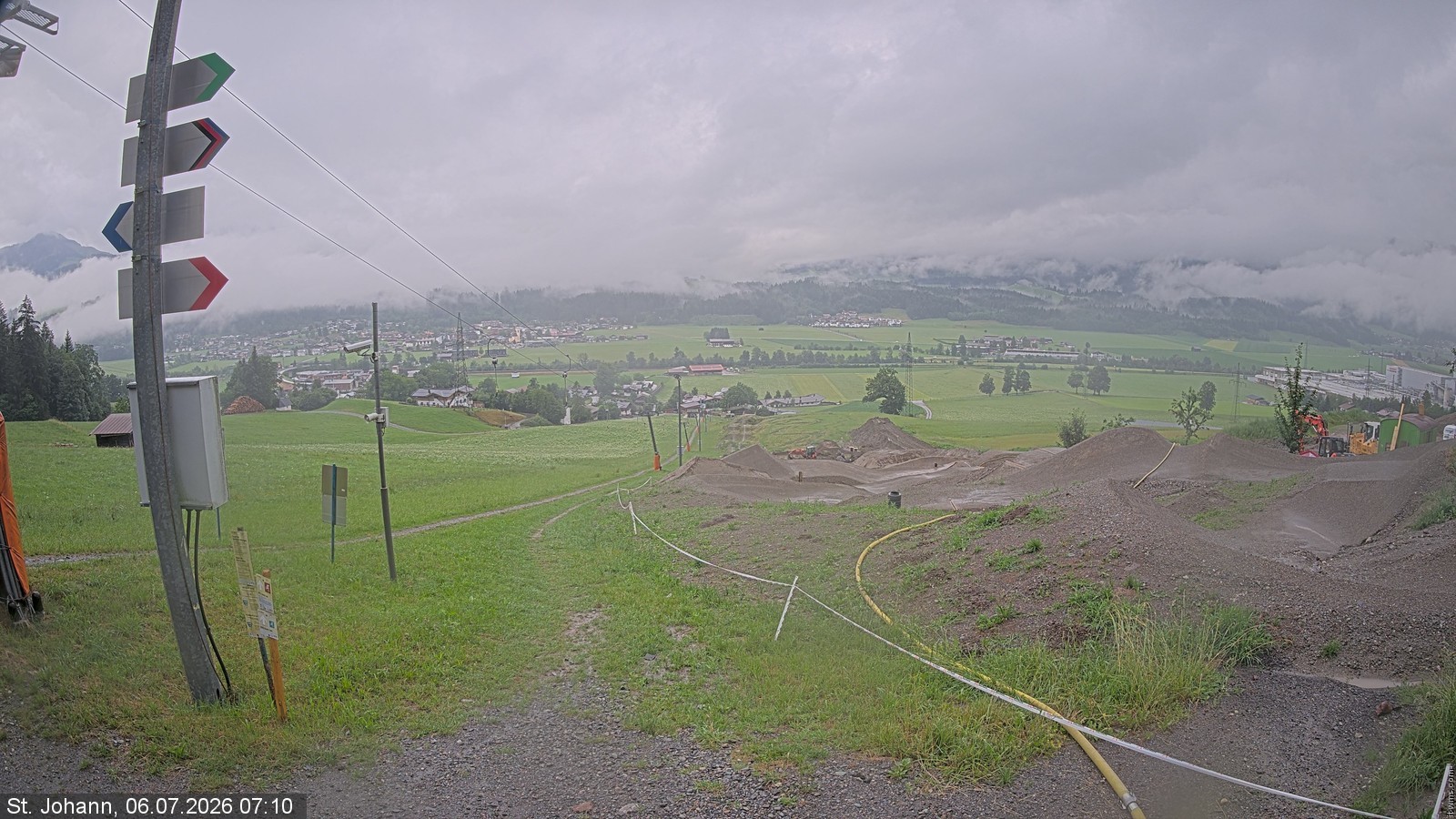 Archiv Foto Webcam Oberndorf in Tirol: Bikepark Tauwiesenlift