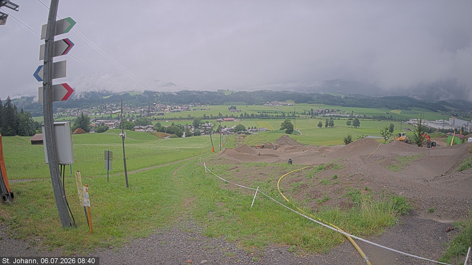 Archiv Foto Webcam Oberndorf in Tirol: Bikepark Tauwiesenlift