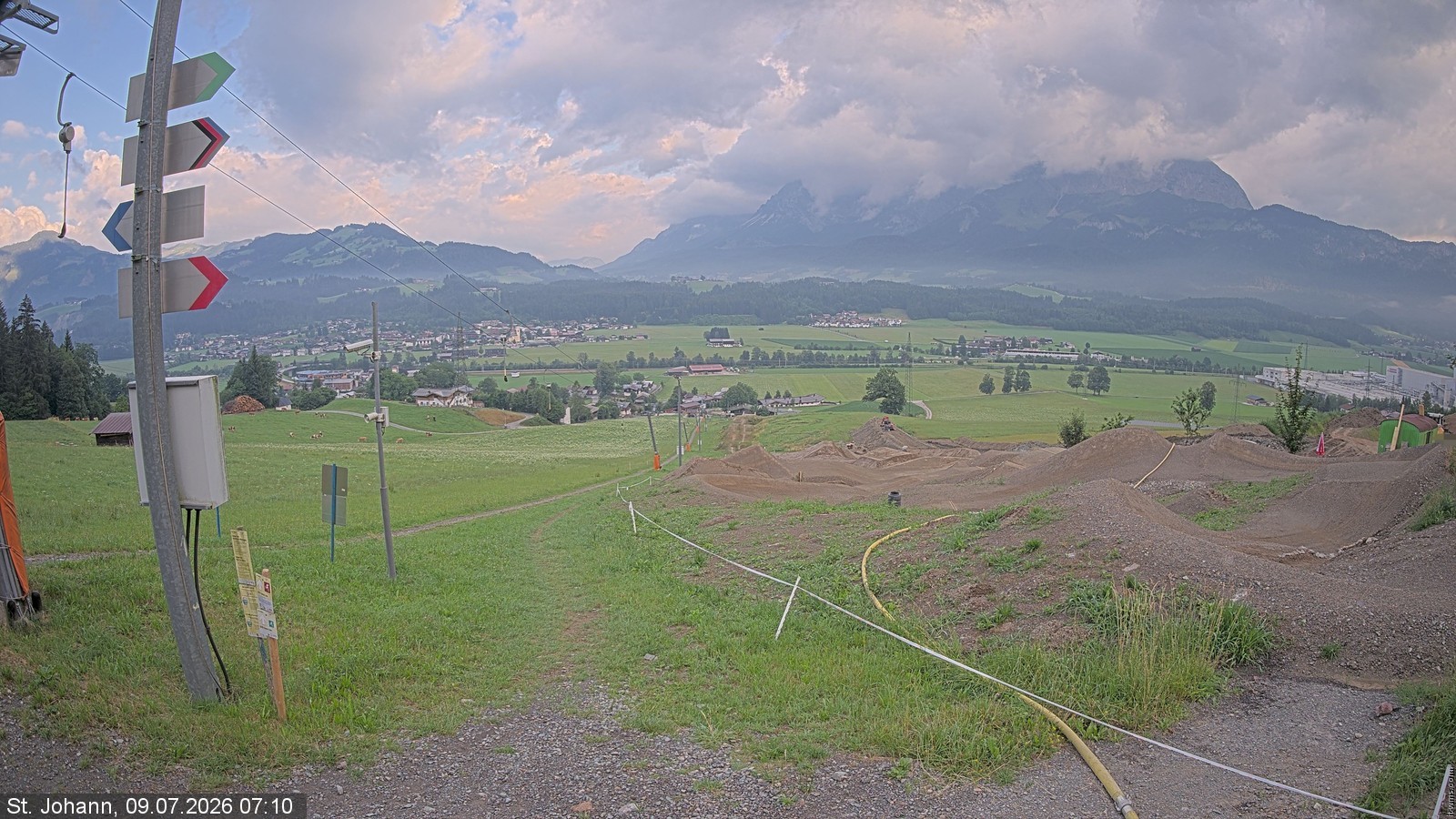 Archiv Foto Webcam Oberndorf in Tirol: Bikepark Tauwiesenlift
