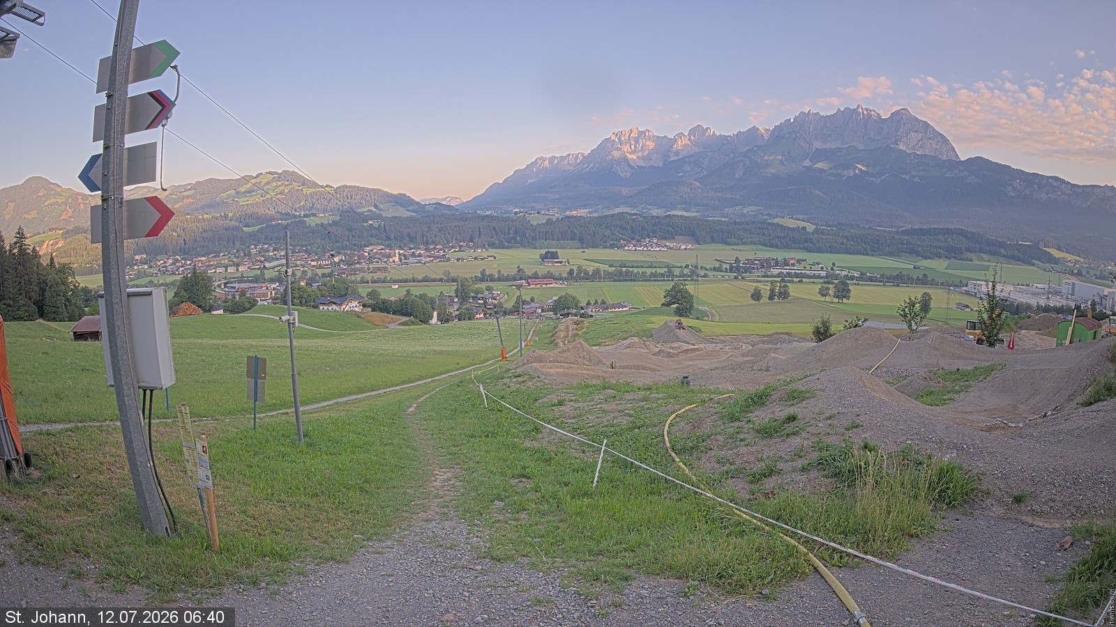 Archived image Webcam Oberndorf/Tyrol: Bike Trails