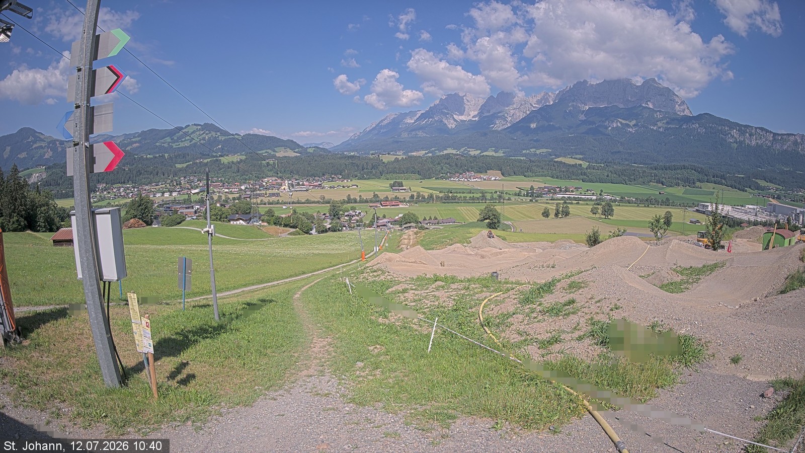 Archived image Webcam Oberndorf/Tyrol: Bike Trails