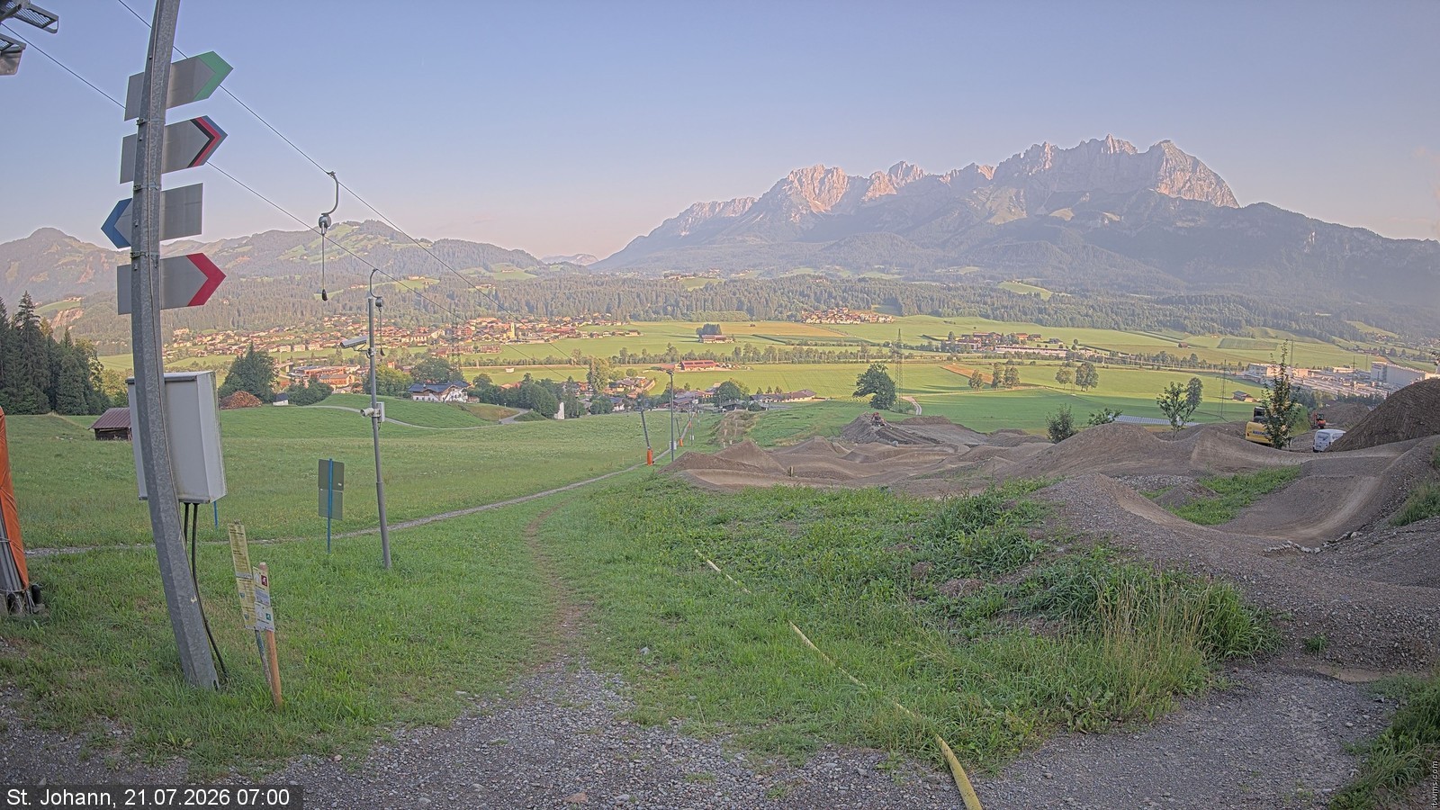Archiv Foto Webcam Oberndorf in Tirol: Bikepark Tauwiesenlift