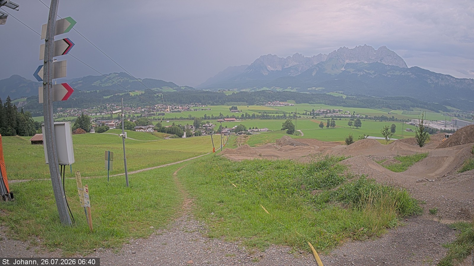 Archiv Foto Webcam Oberndorf in Tirol: Bikepark Tauwiesenlift