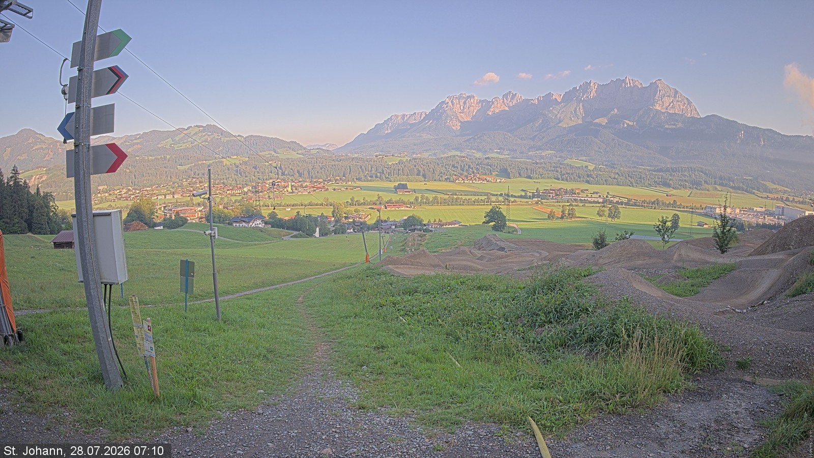 Archiv Foto Webcam Oberndorf in Tirol: Bikepark Tauwiesenlift