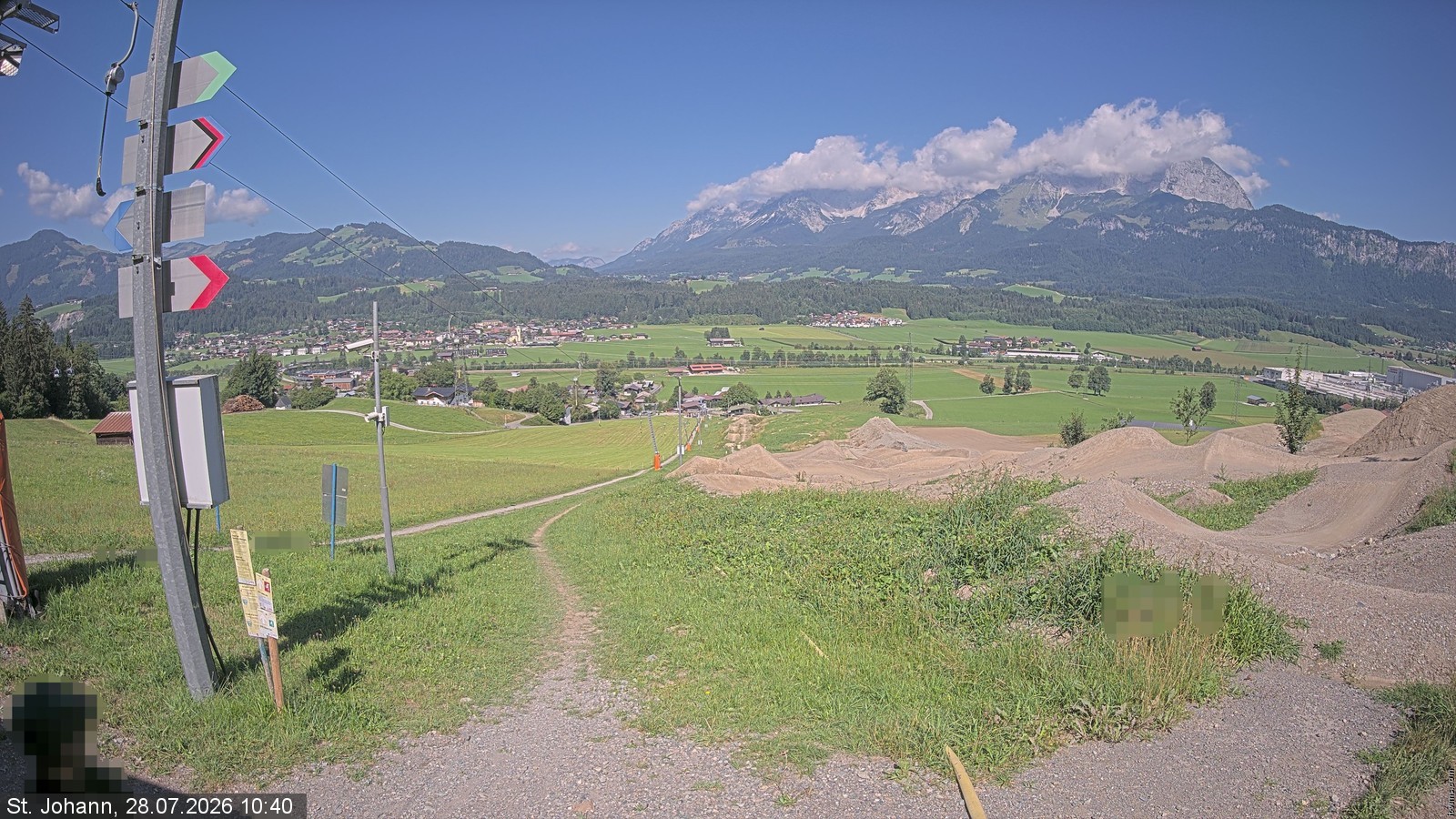 Archiv Foto Webcam Oberndorf in Tirol: Bikepark Tauwiesenlift