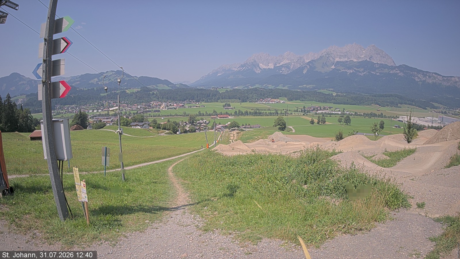 Archiv Foto Webcam Oberndorf in Tirol: Bikepark Tauwiesenlift