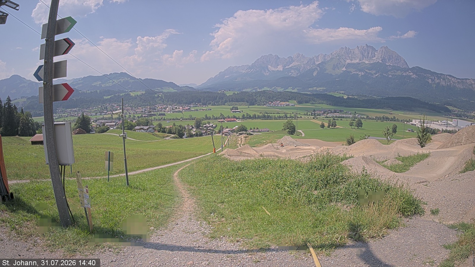 Archiv Foto Webcam Oberndorf in Tirol: Bikepark Tauwiesenlift