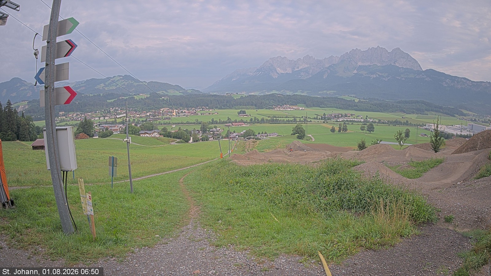 Archiv Foto Webcam Oberndorf in Tirol: Bikepark Tauwiesenlift